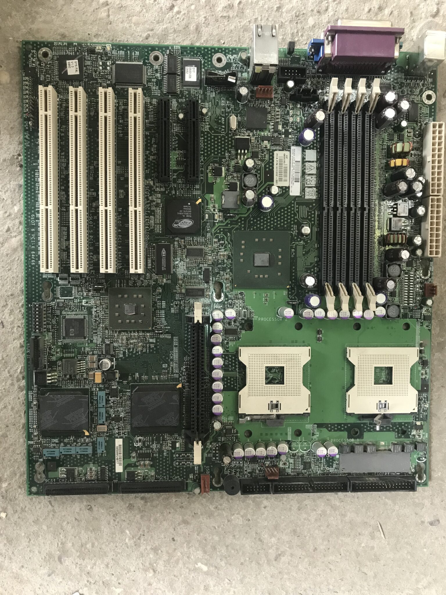 Carte mère serveur IBM 26K8597 39Y8678 90P1215 pour IBM X226 ( MS-9151